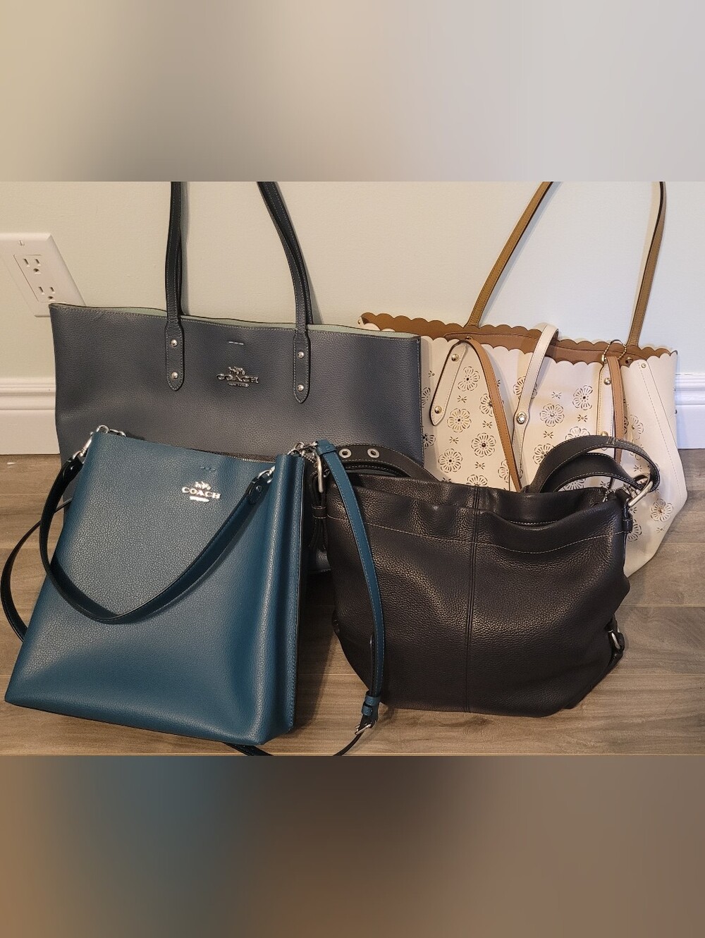 Coach Bundle 4 Bags